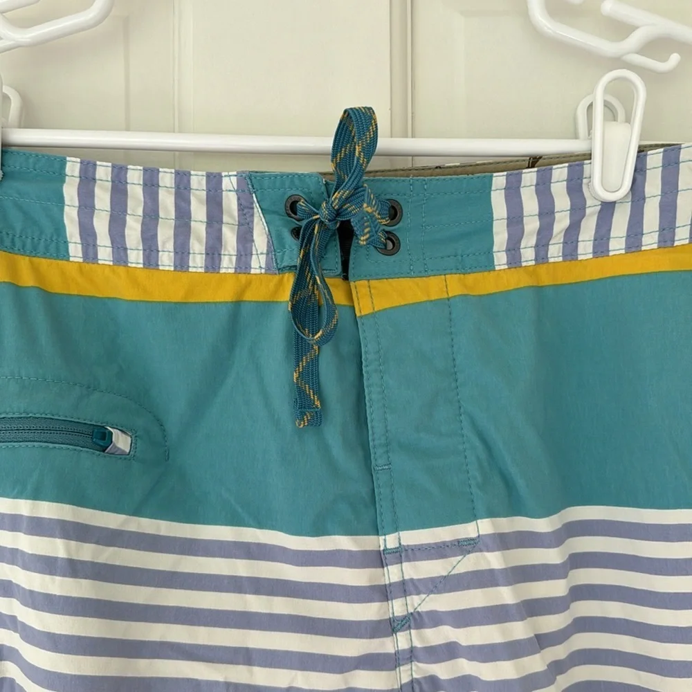 PATAGONIA board shorts size 32 blue yellow swim surfing - Picture 4 of 7